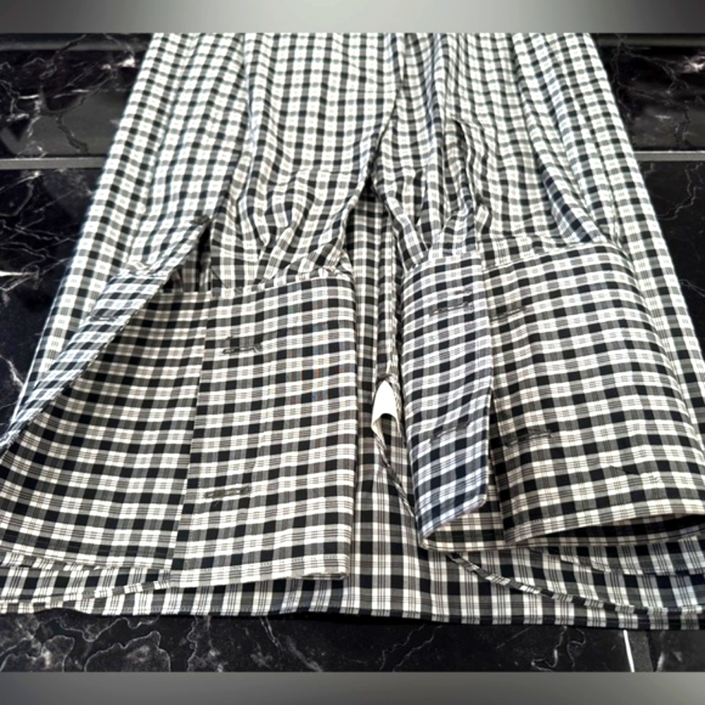TOM FORD ▪️Cotton Plaid Dress Shirt - Size 46/18, Black/White - Picture 7 of 8